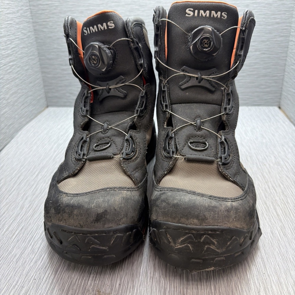Simms RiverTek BOA Wading Boots Men's 8 Vibram Sole Fly Fishing Black Brown